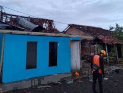 Diterjang Angin Kencang, 202 Rumah Rusak, 11 Orang Luka-luka