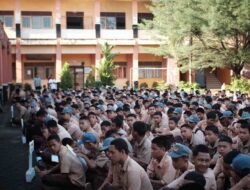 Siswa SMKN 10 Makassar Berkumpul di Lapangan, Ada Apa?