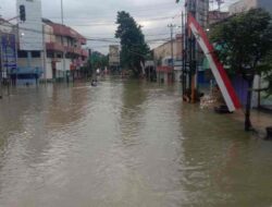 Grobogan Dikepung Banjir, Purwodadi Lumpuh