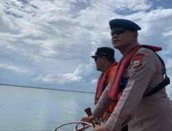 Jelang Lebaran, Tim SAR Brimob Bone dan Basarnas Patroli di Pelabuhan Bajoe