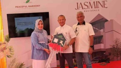 Bukit Baruga Serah Terima Kunci Rumah Jasmine Residence, Segini Jumlahnya