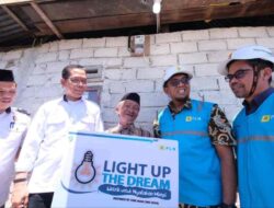 Program Donasi Insan PLN Bantu Nyalakan Sambungan Listrik 60 Rumah di Tiga Daerah Sulsel