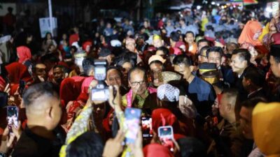 Masyarakat Tumpah Ruah Sambut Danny Pomanto dan Indira Yusuf Ismail