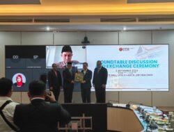 Rektor Unismuh Makassar Paparkan Konsep Kampus “Integrated Green-Islamic-Futuristic” di Universiti Teknologi Malaysia