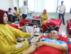 Poltekpar Makassar Gelar Donor Darah dalam Rangka Dies Natalis ke-33