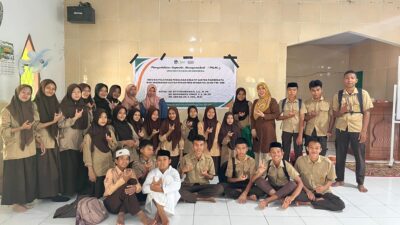 Dosen Fakultas Sastra UMI PKM di Madrasah Aliyah Pesantren Wihdatul Ulum YW-UMI, Dorong Tingkatkan Literasi Menulis Sastra Kreatif Pariwisata