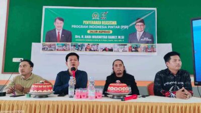 Peduli Masa Depan Penerus Bangsa, Anggota DPR Fraksi PKB Amure Salurkan 400 Beasiswa Pendidikan