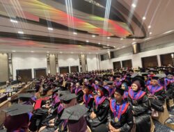 50% Wisudawan Politeknik LP3i Makassar Telah Bekerja Sebelum Wisuda.