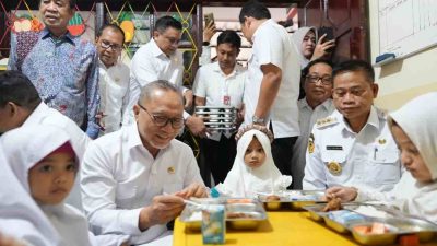 Temuan Menko Pangan Zulkifli Makan Bergizi Gratis di Sulsel: Anak-anak di Makassar Suka Ikan, di Jawa Senang Ayam