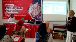 Giro Kartini CIMB Niaga Dukung Pemberdayaan Wanita Penenun di Lombok Tengah