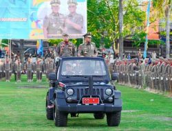 Pakai Mobil Listrik Jeep Andalan Gubernur Andi Sudirman Cek Kesiapan Pasukan Apel Satpol PP di Wajo