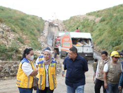 Wali Kota Munafri Bersama Dirjen Cipta Karya Kementerian PUPR, Kunjungi TPA Antang