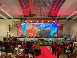 Wisuda ITB Nobel Indonesia Angkat Tema One Piece Wisudawan Nobel Indonesia Rasakan Pengalaman Pengukuhan Bertema Anime