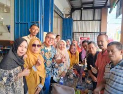 Bukti Kedekatan Merakyat, Anggota DPR Taufan Pawe Ngopi Bersama Masyarakat Parepare
