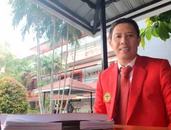 Mantan Honorer RSUD Tenriawaru Bone Raih Gelar Doktor Hukum di Unhas