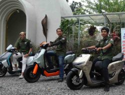 Tiga Juara Modifikasi Hadirkan Karya Perdana pada Motor Listrik Honda