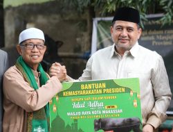 Presiden Prabowo Serahkan Sapi Kurban 1 Ton untuk Warga Makassar