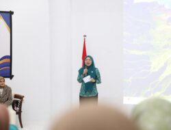 Workshop Vlog PKK Makassar Bantu UMKM Ubah Ide Jadi Usaha Digital