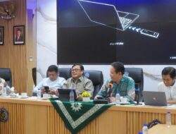 Prof Abdul Mu’ti Hadiri Seminar Nasional di Unismuh, Soroti Kecerdasan Buatan dan Pendidikan Masa Depan