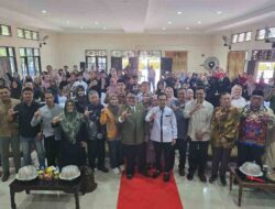 Anggota DPR RI Andi Muawiyah Ramly Workshop Penulisan Karya Tulis di Barru, Bantu Laboratorium ITBA Rp50 Juta