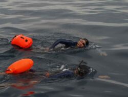 PT Vale Rayakan Open Water Renang Lintas Danau di Sorowako Luwu Timur
