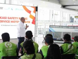 Sambut HUT RI, Pelindo Edukasi Safety Riding 80 Ojol di Makassar