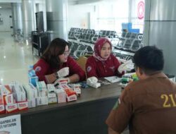 Semarak HUT RI ke-80, Pelindo Pemeriksaan Kesehatan Gratis 500 TKBM di Pelabuhan Makassar