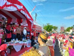 Pawai Arak-arakan Tanete Riattang Timur Bone Geliatkan Ekonomi Kerakyatan, Transaksi Ditaksir Ratusan Juta