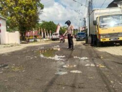 Satlantas Polres Bone Survei Jalan Rusak dan Berlubang, Ada Apa?