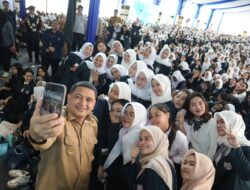 Unibos dan Poltekbos Sambut 4.891 Mahasiswa Baru Tahun Akademi 2025/2026
