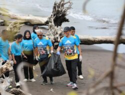 Poltekpar Makassar Gelar “Gerakan Wisata Bersih” Sambut World Tourism Day dan Dies Natalis