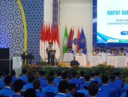 Kukuhkan 9.525 Mahasiswa Baru, Unismuh Siapkan Beasiswa Mencapai Miliaran