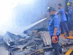Kebakaran di Maduri Palakka, Damkar Bone: Dua Rumah dan Satu Kandang Hangus