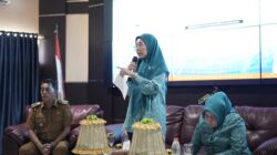 Melinda Aksa Dorong Kinerja PKK Kecamatan Lebih Optimal