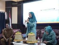 Melinda Aksa Dorong Kinerja PKK Kecamatan Lebih Optimal