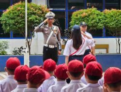 Satlantas Polres Bone Ajak Murid SD dan SMP Tertib Berlalu Lintas
