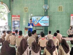 Asmo Sulsel dan Polres Gowa Edukasi Siswa SMAN 2 Gowa Pentingnya Keselamatan Berkendara