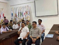 Darmawangsyah Muin Antar Langsung Berkas, Serius Maju Calon Ketum KONI Sulsel