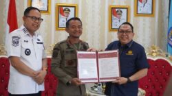 Bupati Bone Andi Asman Aktivasi akun Coretax dan Terima Piagam Wajib Pajak dari KPP Pratama