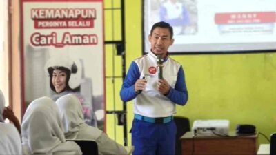 Asmo Sulsel Bekali Siswa SMKN 7 Takalar Pentingnya Safety Riding