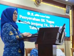 Pesan Bupati Talenrang Serahkan SK Kepala Sekolah, Tekankan Kepemimpinan Sekolah di Gowa Berbasis Kompetensi