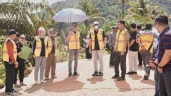 Pemprov Sulsel Wujudkan Program Terkoneksi, Kadis Bina Marga dan Bina Konstruksi Cek Ruas Jalan Ussu-Nuha-Bts Sulteng