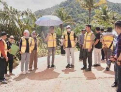 Pemprov Sulsel Wujudkan Program Terkoneksi, Kadis Bina Marga dan Bina Konstruksi Cek Ruas Jalan Ussu-Nuha-Bts Sulteng