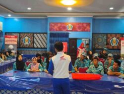 Asmo Sulsel Edukasi Safety Riding Siswa SMKN 2 Pangkep: Jangan Asal Berkendara!