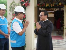 Direksi PLN Tinjau Gereja Katedral Makassar dan Posko Siaga, Pastikan Keandalan Pasokan Listrik Setiap Hari