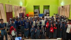 Sentuh Hati Pelajar SMKN 1 Kendari, Asmo Sulsel Gencar Edukasi Safety Riding