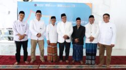 BSI Regional Makassar Serahkan Bantuan Operasional dan Paket Sembako Kepada Jamaah Masjid Agung Syekh Yusuf Gowa