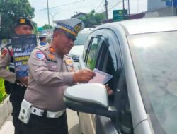 Kasat Lantas Polres Bone Sosialisasi Operasi Keselamatan di Jalan, Edukasi Pengendara