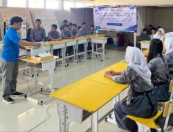 Prodi Teknik Listrik Politeknik Bosowa Ajarkan Automasi, Siswa SMKN 5 Gowa Antusias