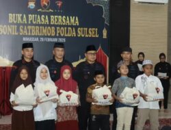 Brimob Polda Sulsel Buka Bersama Anak Yatim, Bagikan 1.000 Paket Cinta